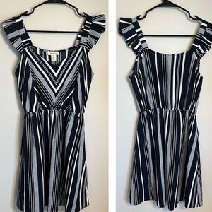 Navy+White Chevron Monteau‎ Midi Dress with Frilled Sleeves | Size M